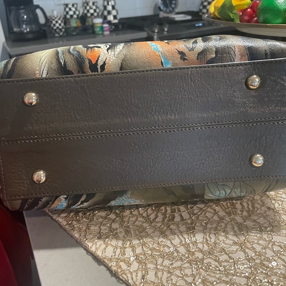 Hand painted tiger bag by Anuschka - Picture 6 of 14